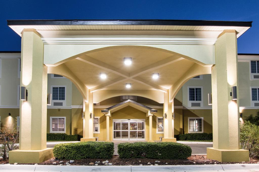 Comfort Suites San Angelo Near University Exterior photo