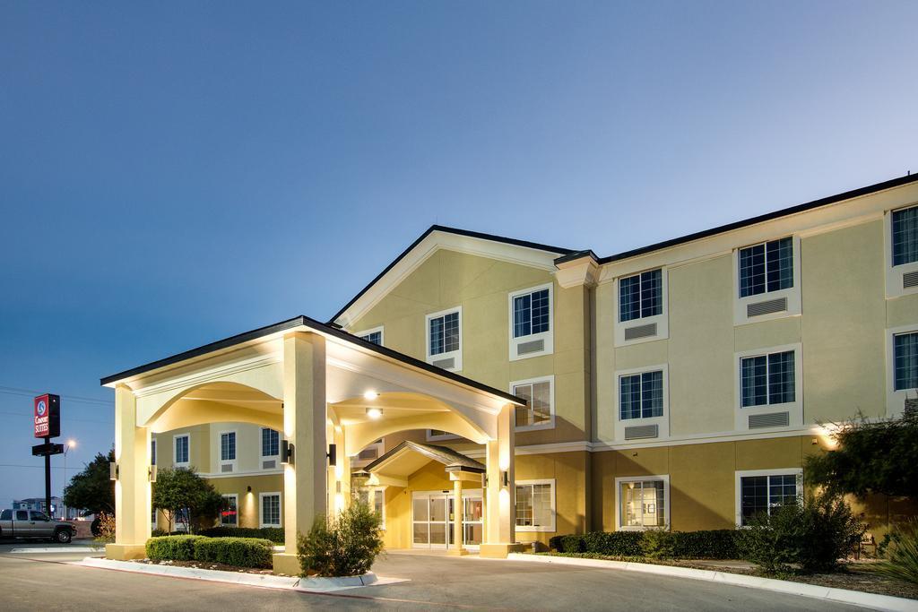 Comfort Suites San Angelo Near University Exterior photo