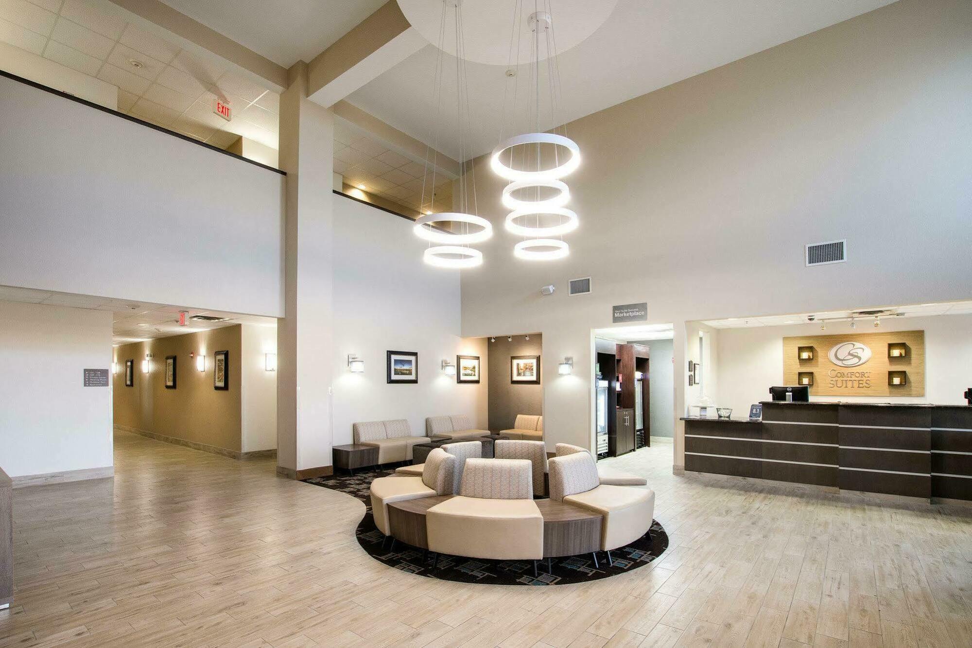 Comfort Suites San Angelo Near University Exterior photo